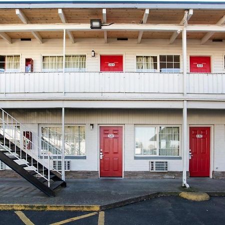 Oyo Hotel Kalama Экстерьер фото