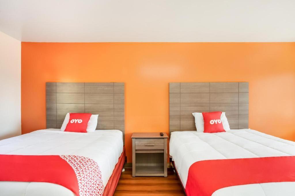 Oyo Hotel Kalama Экстерьер фото