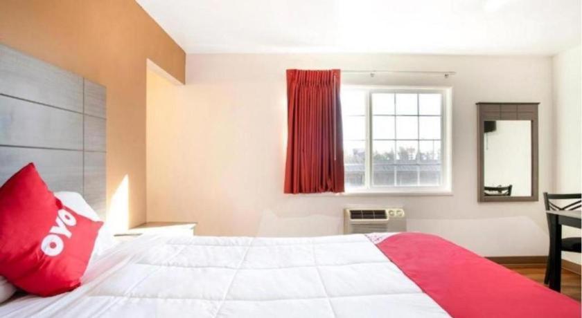 Oyo Hotel Kalama Экстерьер фото