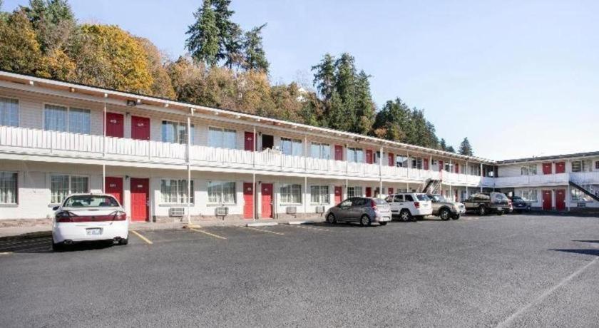Oyo Hotel Kalama Экстерьер фото