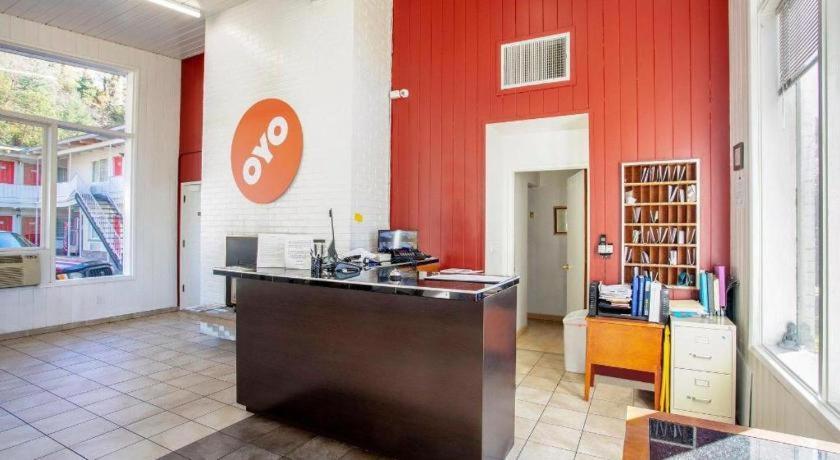 Oyo Hotel Kalama Экстерьер фото